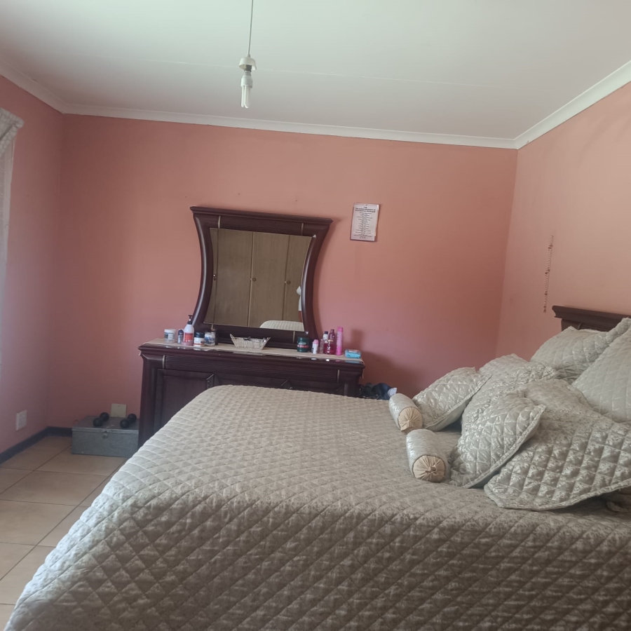 3 Bedroom Property for Sale in Vaalpark Free State